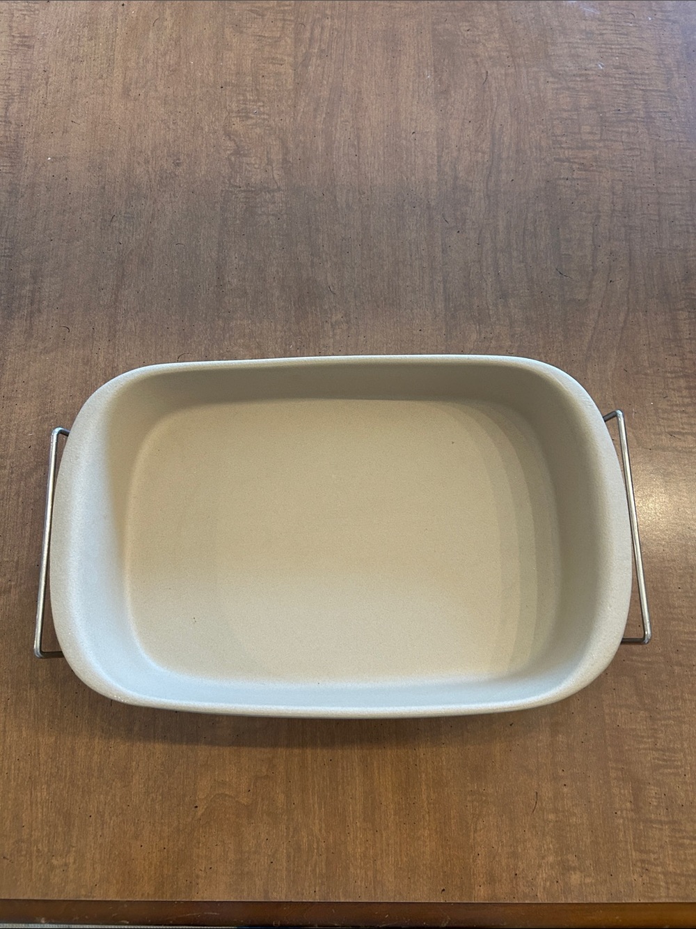 Pampered Chef Stoneware  Rectangular Baking Dish with baking rack handle - Cream